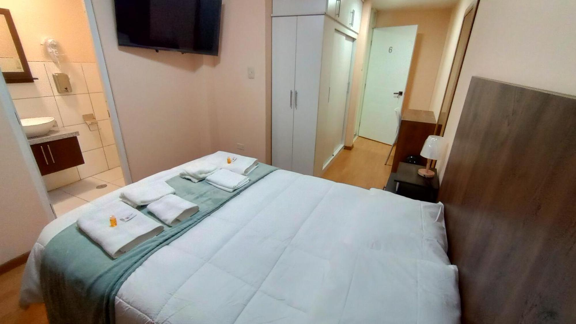 Mada Guest House Puno "Hospedaje" Екстериор снимка