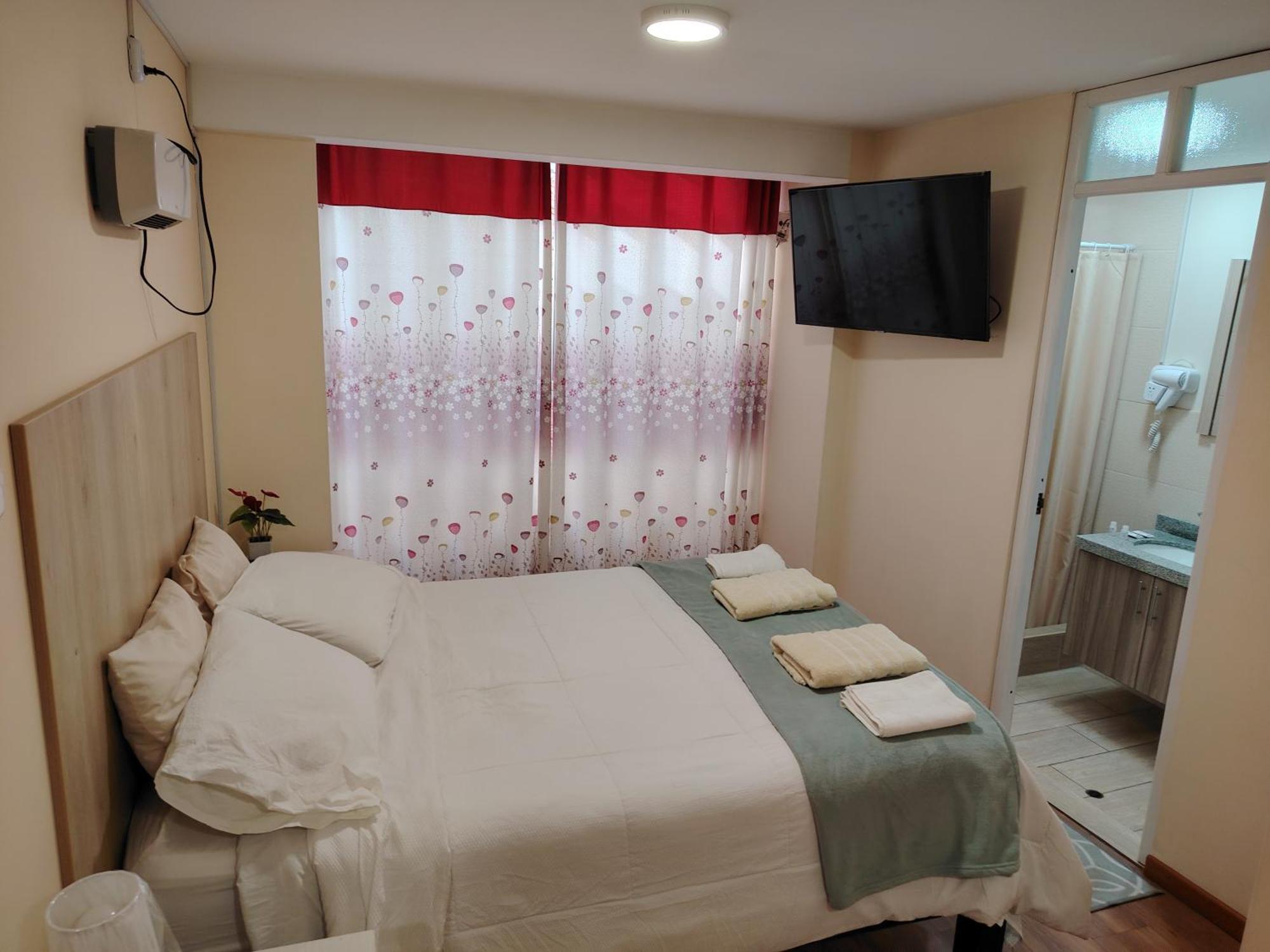 Mada Guest House Puno "Hospedaje" Екстериор снимка